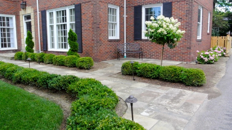 Entryway by New Vista Enterprises - Photo 3