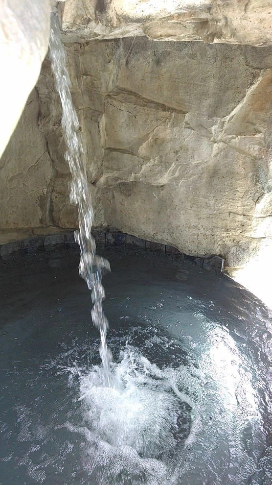 Pool Grottos/Wine Caves by Creative Rock Formations - Photo 13