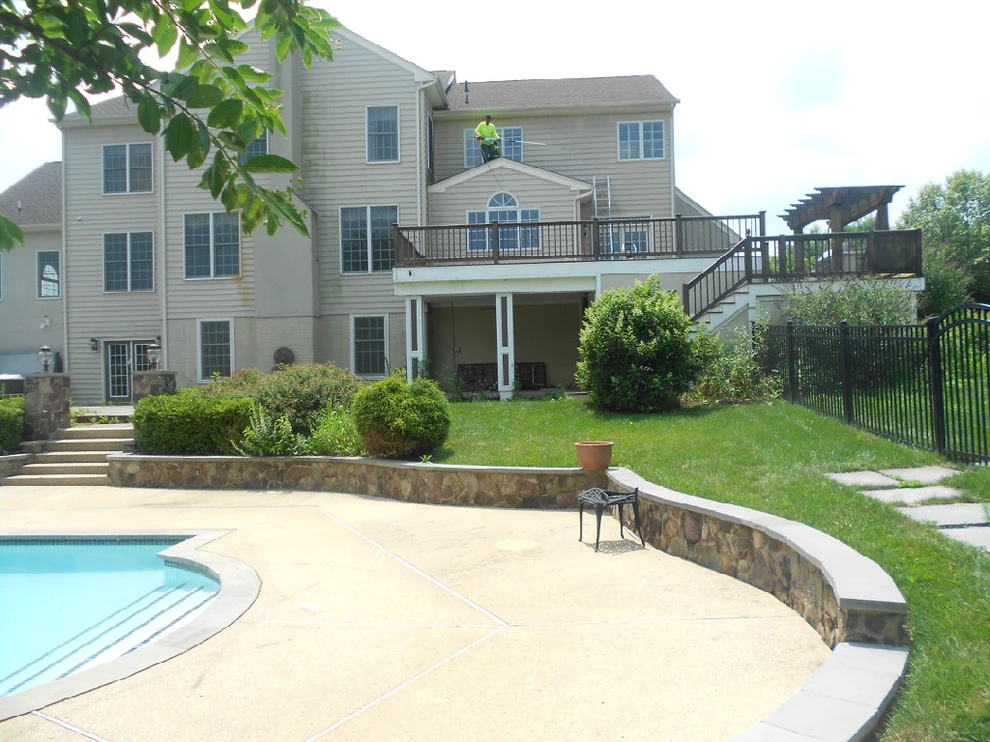 Tenezaca Landscaping - Photo 7