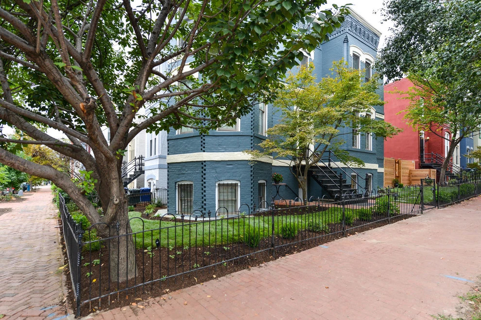 Washington DC Rowhouse Renovation by The Landscape Design Center - Photo 2