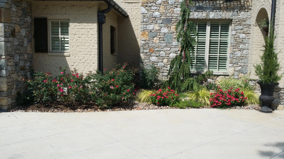 Custom Landscaping by Cut Right Landscape And Tree - Photo 34