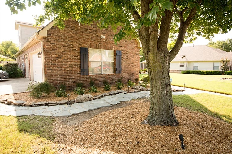 Custom Landscaping by Cut Right Landscape And Tree - Photo 4