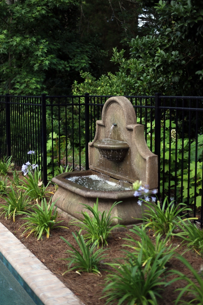 Outdoor Family Contemporary by Cynthia Burns Landscape Design - Photo 5