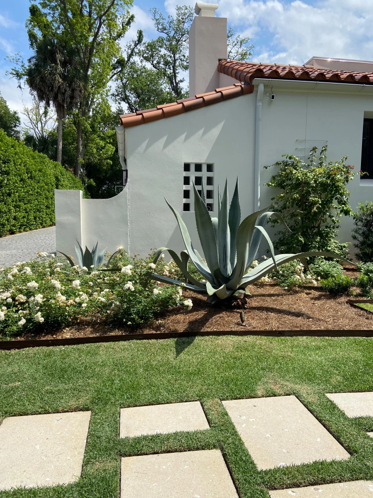 California Vineyard vibe by Cynthia Burns Landscape Design - Photo 4