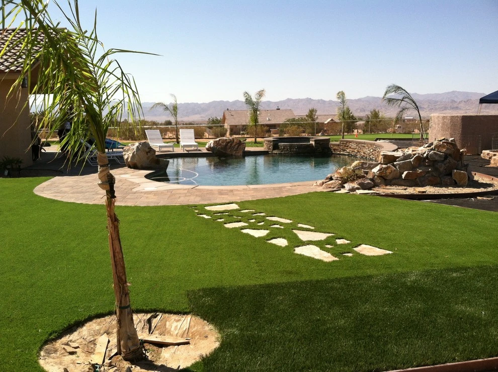 Perris - Sunset Drive by Save Pro Turf - Photo 3