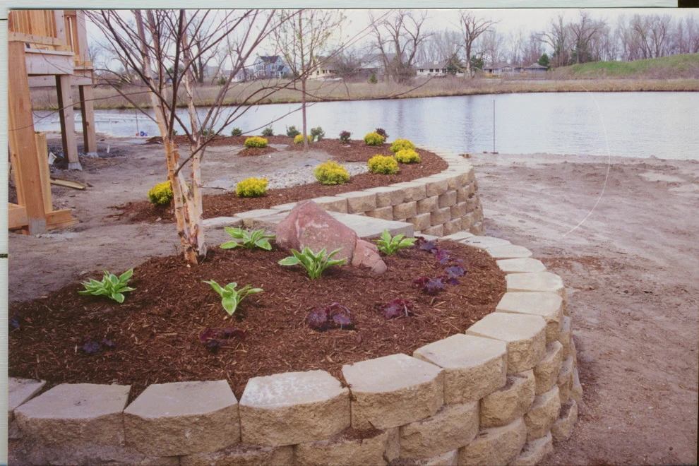 Omaha hardscapes Retaining walls by Scott Designs - Hardscapes And Water Features - Photo 57