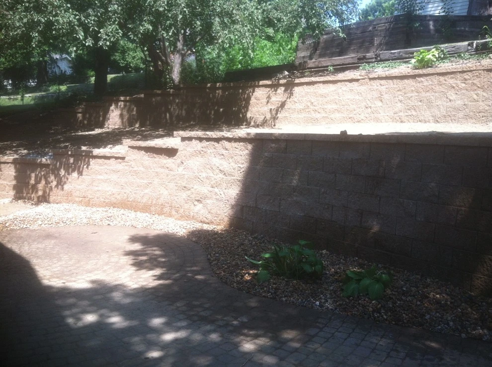 Omaha hardscapes Retaining walls by Scott Designs - Hardscapes And Water Features - Photo 64