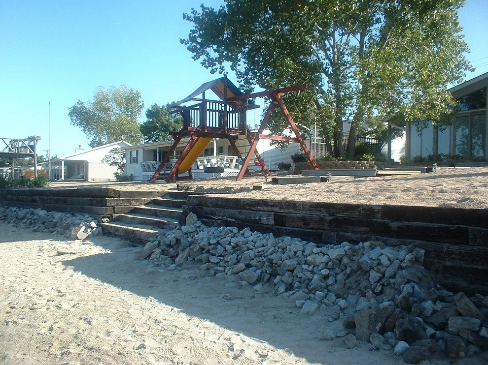 Omaha hardscapes Retaining walls by Scott Designs - Hardscapes And Water Features - Photo 38