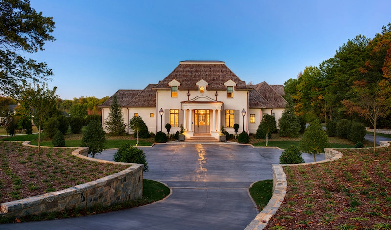 Elegant Manor - Greenville, SC by DabneyCollins - Photo 2