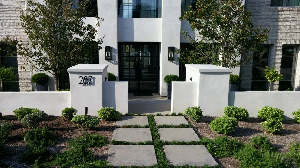 Traditional & Classic in Newport Beach by Dale Waldo Landscape Architecture - Photo 10