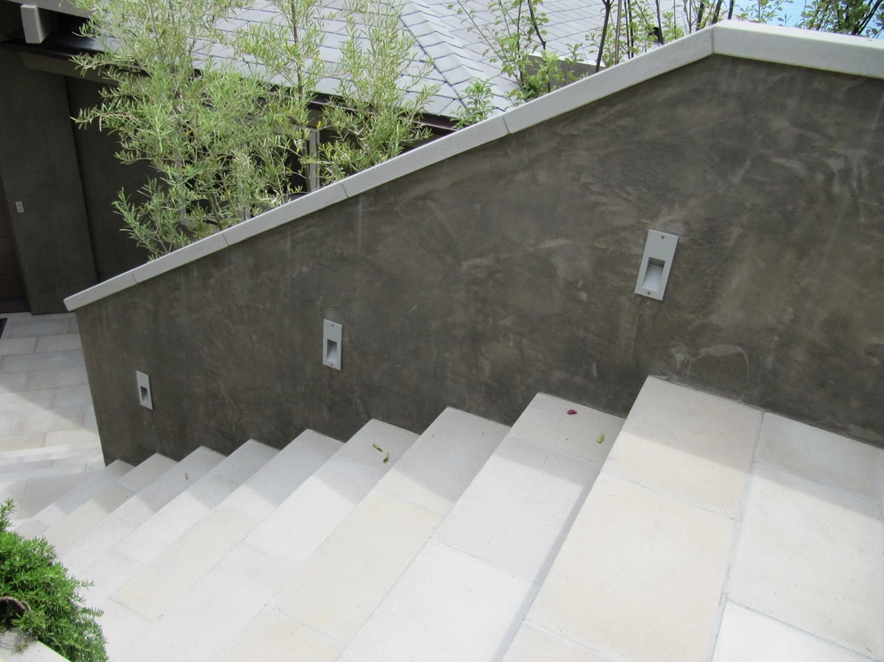 Simple Terrace Garden in Laguna Beach by Dale Waldo Landscape Architecture - Photo 2