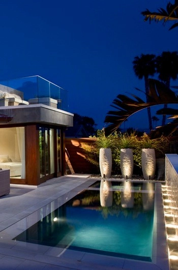 Sleek Contemporary Entertaining Space in Laguna Beach by Dale Waldo Landscape Architecture - Photo 4