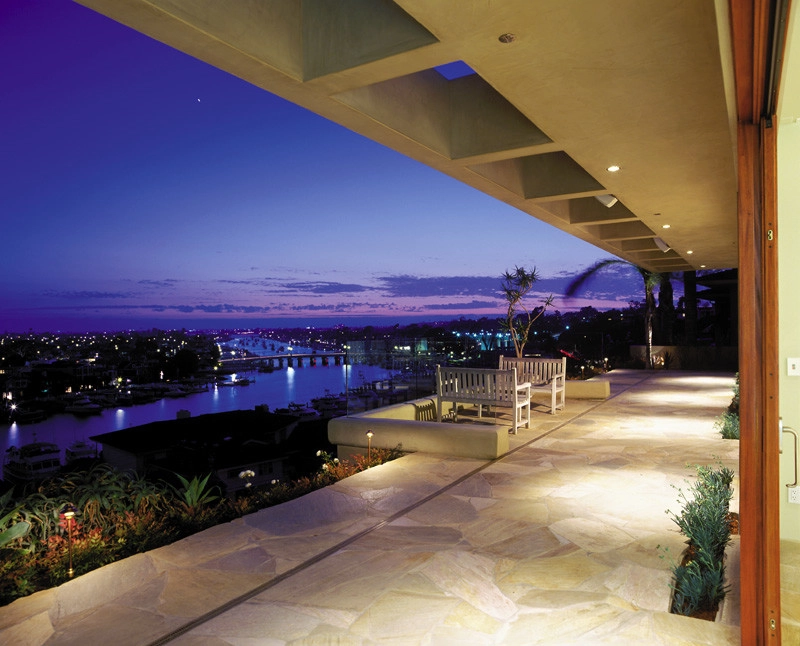Waterwise Contemporary in Newport Beach by Dale Waldo Landscape Architecture - Photo 2