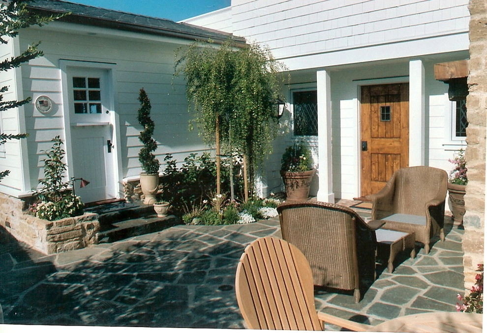 Old World Eclectic Traditional in Laguna Beach by Dale Waldo Landscape Architecture - Photo 3