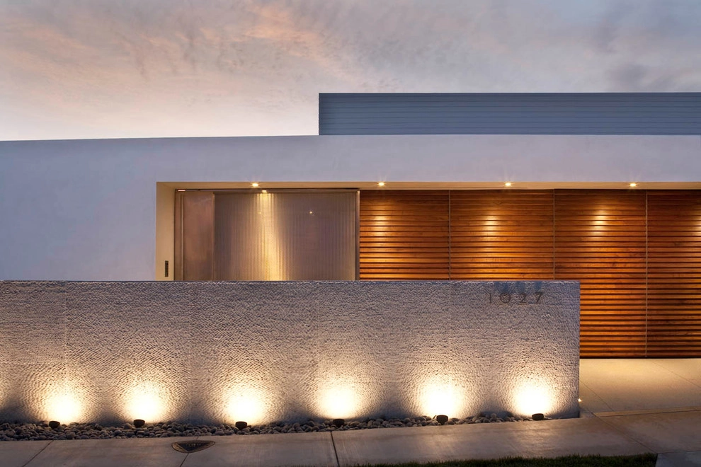 Minimalism in Newport Beach by Dale Waldo Landscape Architecture - Photo 3