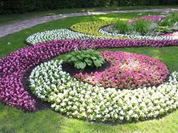 Spruce up Your Backyard For Memorial Day Gathering by Dana Pacific Landscape - Photo 2