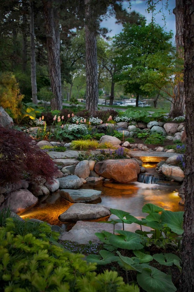 Intimate Courtyard, Pond and Stream by Daryl Toby - AguaFina Gardens International - Photo 5