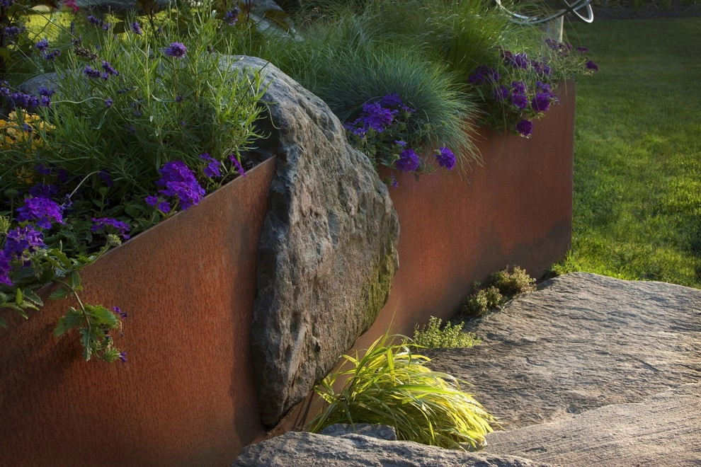 Stone, Steel & Sculpture by Daryl Toby - AguaFina Gardens International - Photo 2