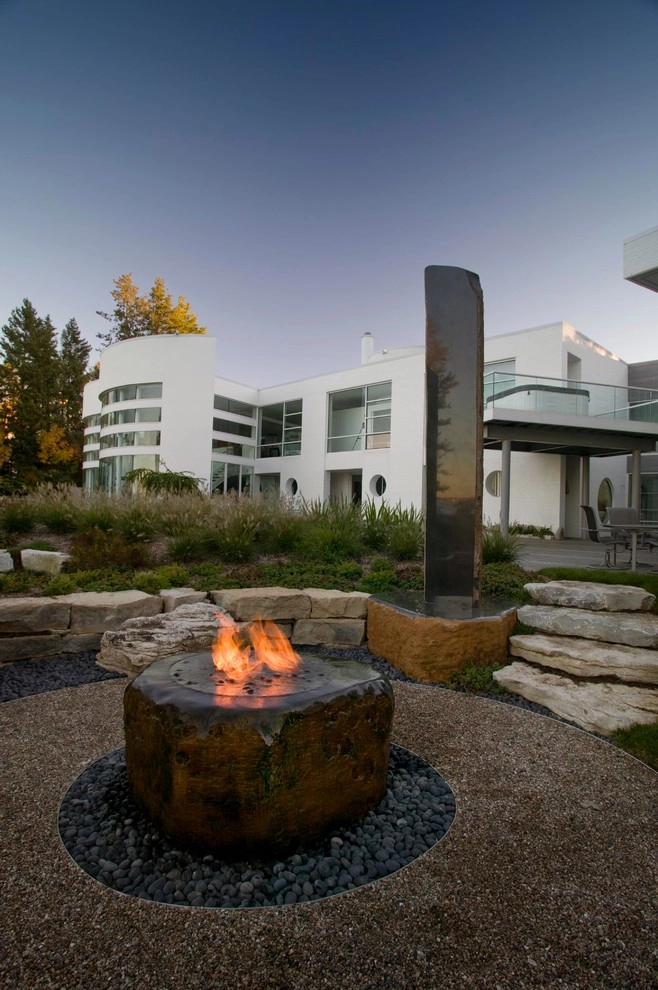 Modern Garden - Fire, Water, & Stone by Daryl Toby - AguaFina Gardens International - Photo 6