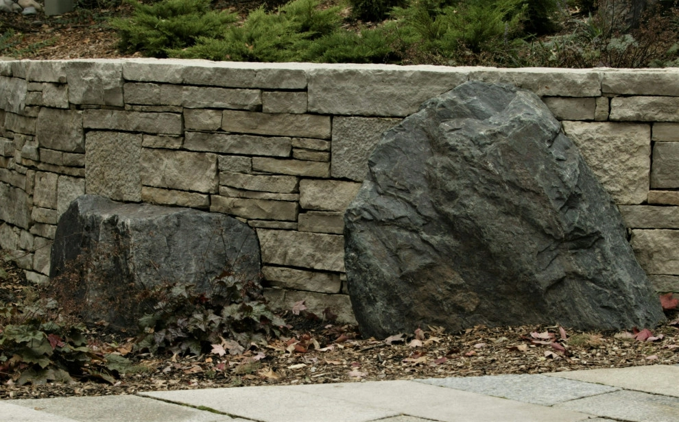 Asian Inspired Stone Garden by Daryl Toby - AguaFina Gardens International - Photo 2