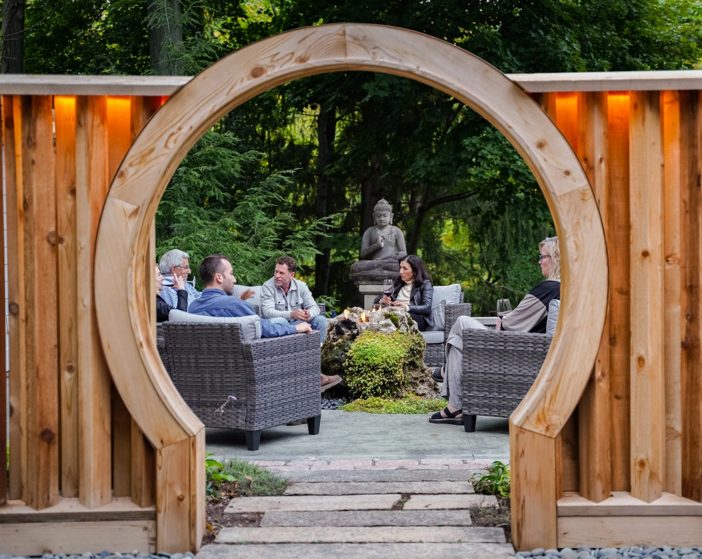 Moon Gate Courtyard by Daryl Toby - AguaFina Gardens International - Photo 10