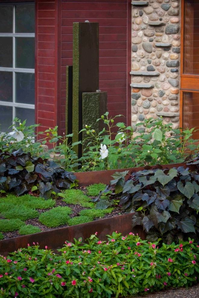 Stone, Steel & Sculpture by Daryl Toby - AguaFina Gardens International - Photo 6