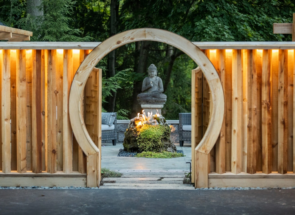 Moon Gate Courtyard by Daryl Toby - AguaFina Gardens International - Photo 4