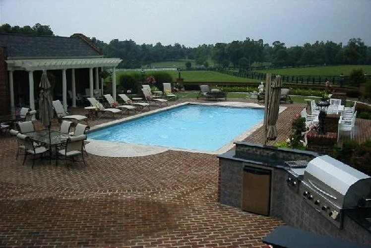 Barrett Partners - Photo 7
