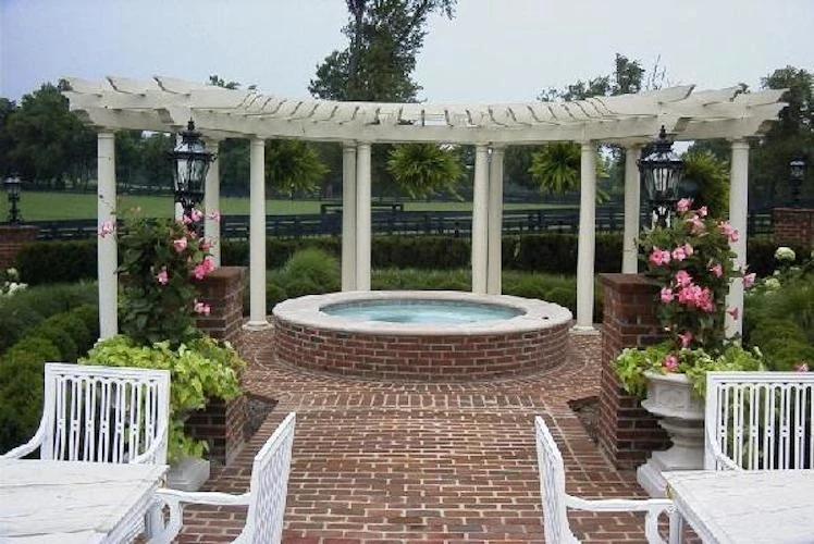 Residential Pools by Barrett Partners - Photo 8