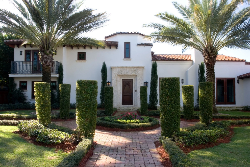 Miami Beach Formal Garden by David Font Design - Photo 3