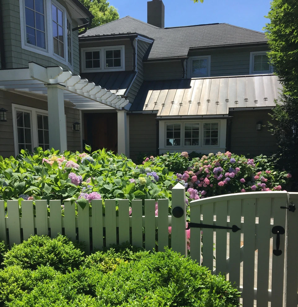 Gardens by Annabelle Sailer Garden Design - Photo 8