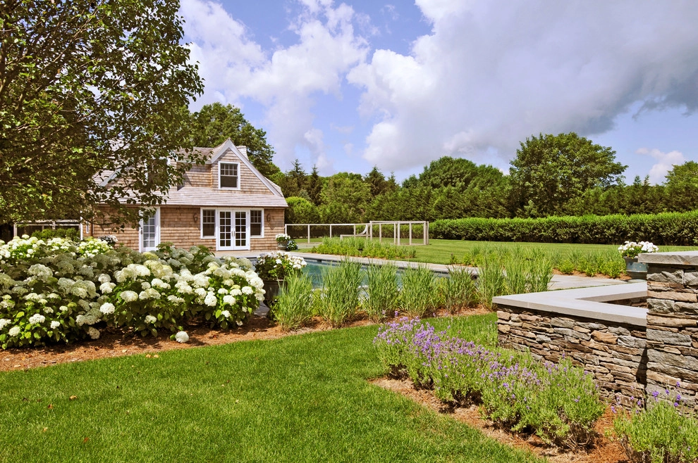 Sagaponack Beach House by Davis Landscape Design LLC - Photo 2
