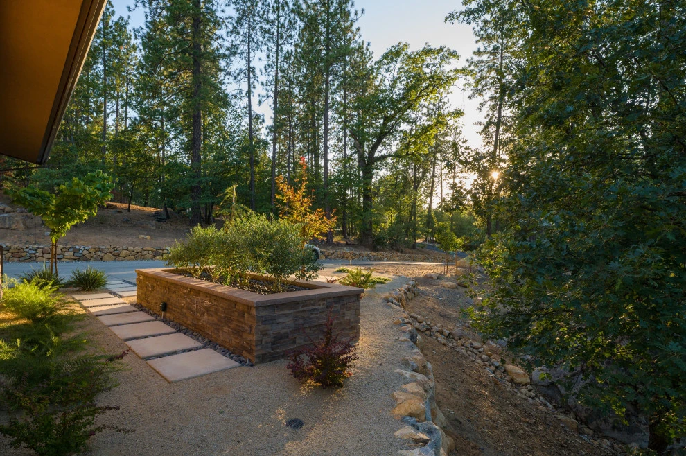 Cal Wild Landscape Design - Photo 6