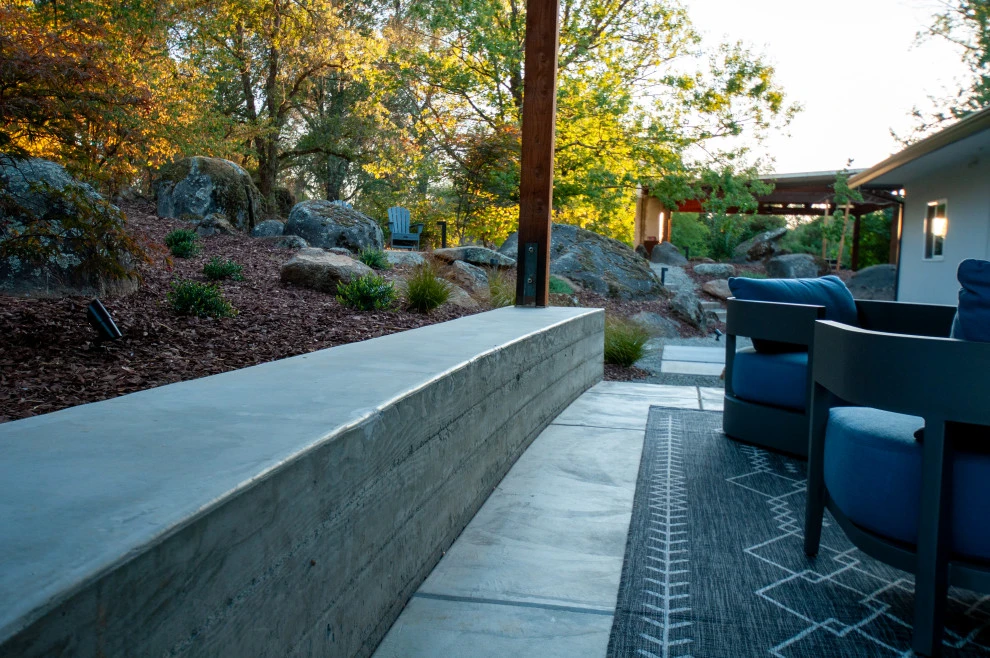 Naturally Contemporary by Cal Wild Landscape Design - Photo 11