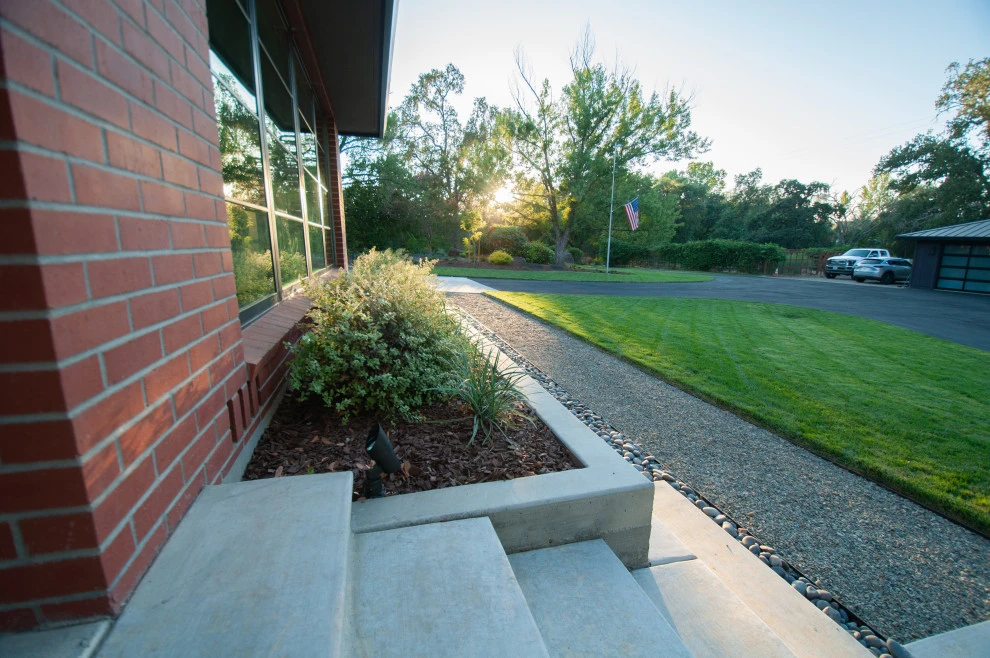 Naturally Contemporary by Cal Wild Landscape Design - Photo 16