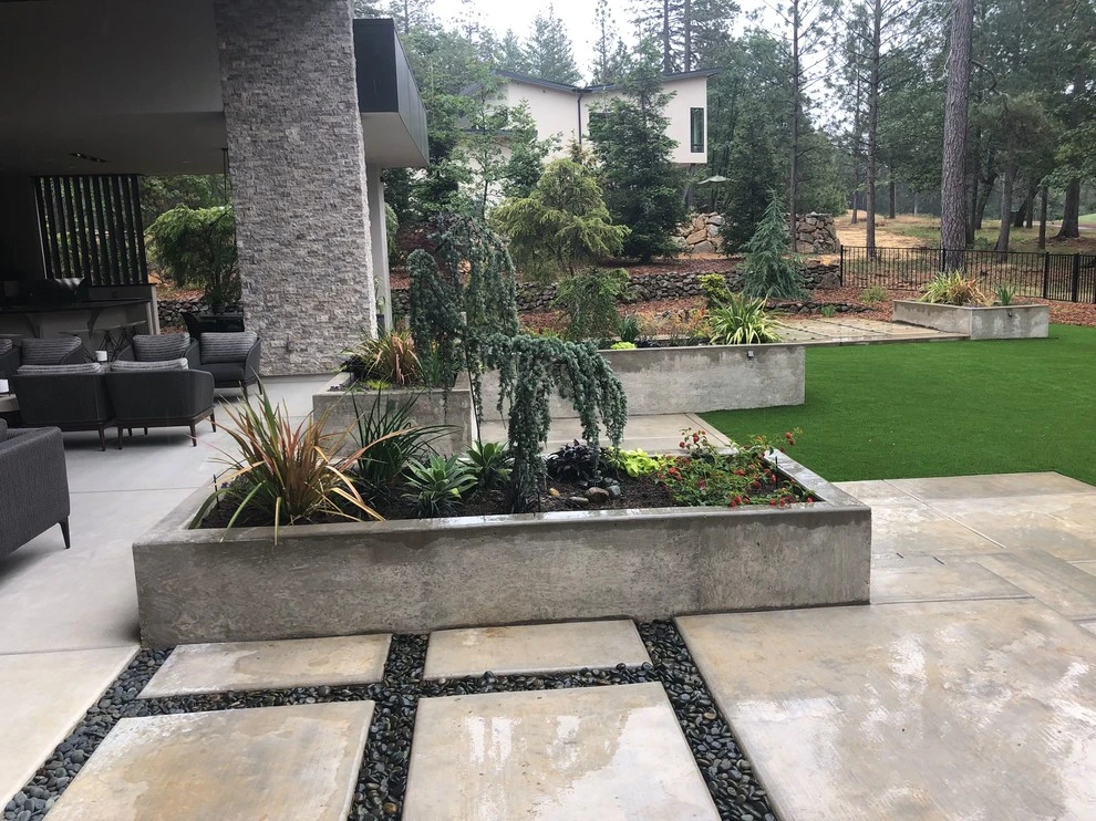 Cal Wild Landscape Design - Photo 4