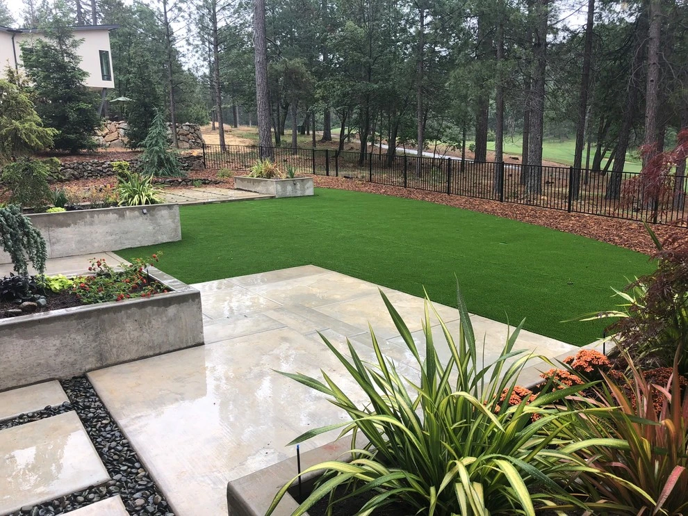 Contemporary Mountain Woodland by Cal Wild Landscape Design - Photo 5