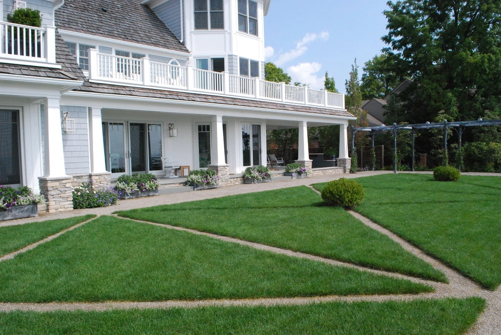 Lakefront Landscape by Deborah Silver And Co Inc - Photo 10