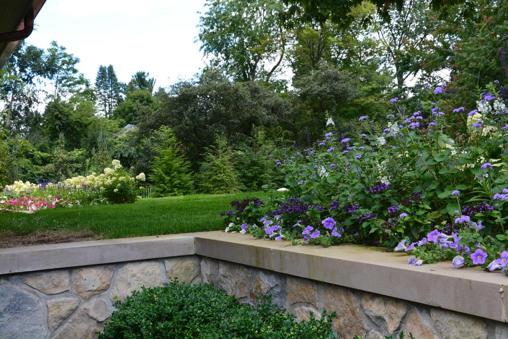 Pool and Poolhouse Landscape by Deborah Silver And Co Inc - Photo 9