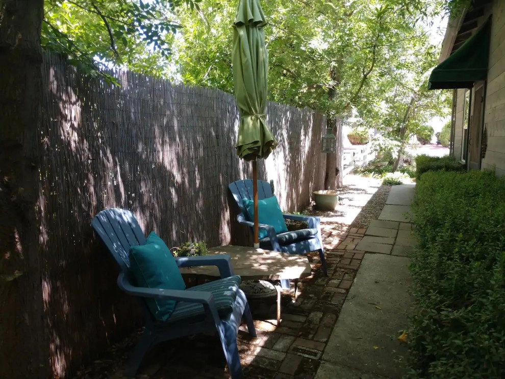 Ballard Suite Spot by Denise At Agua Dulce Gardens - Photo 6