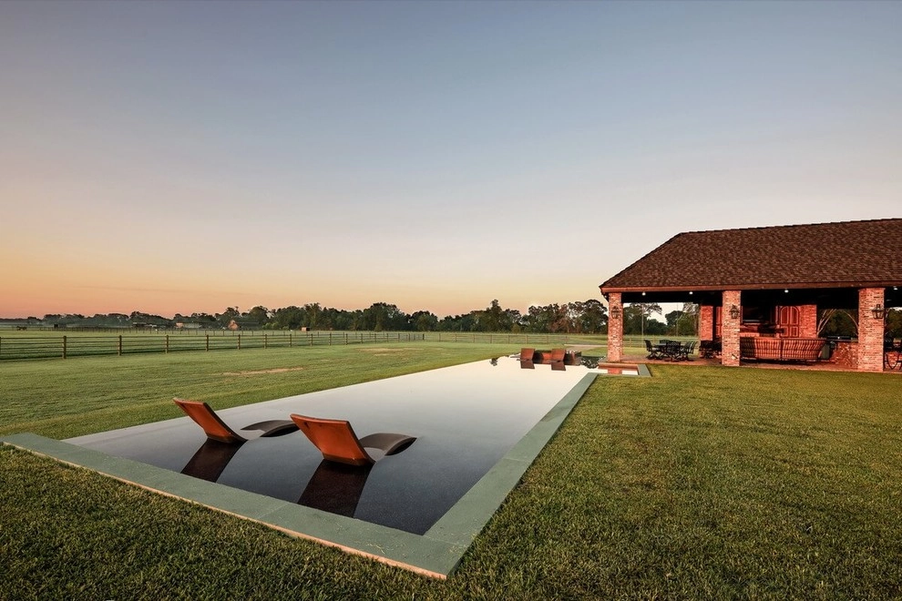Pools and structures by Design Scapes - Photo 2