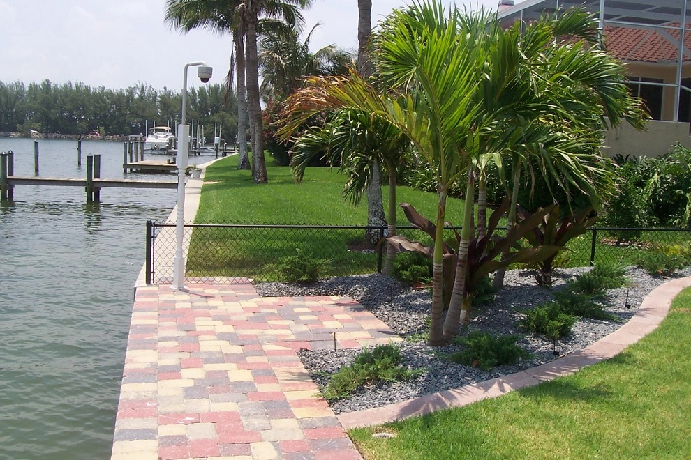 Lido Key Coastal style landscape with lagoon pool by Design Scapes - Photo 6