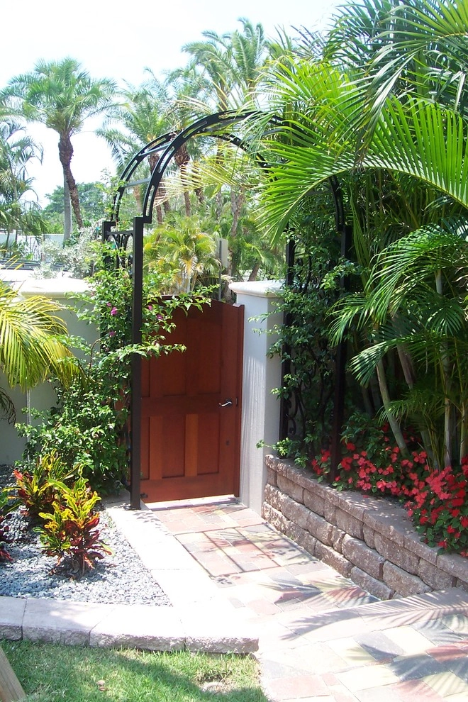 Lido Key Coastal style landscape with lagoon pool by Design Scapes - Photo 34