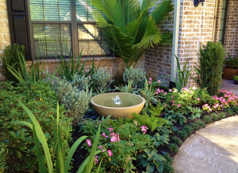 Courtyard - Bender's Landing by Designs By Elizabeth - Photo 5