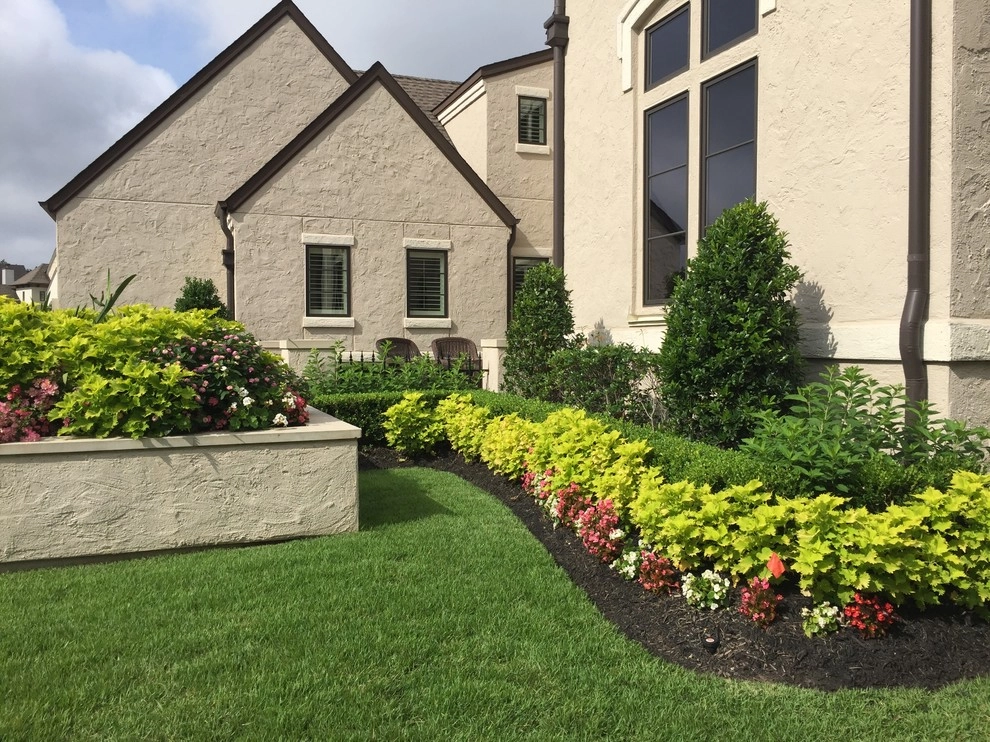 Cottage Landscape in The Woodlands by Designs By Elizabeth - Photo 11