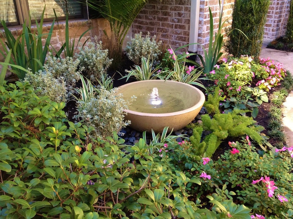 Courtyard - Bender's Landing by Designs By Elizabeth - Photo 3