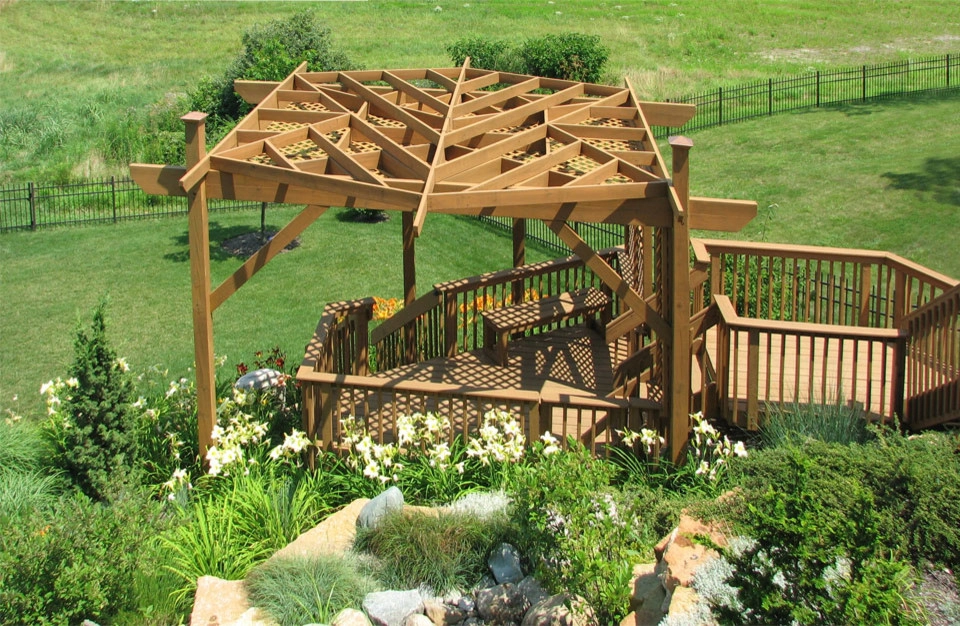 Hardscapes by Devore's Land & Water Gardens - Photo 7