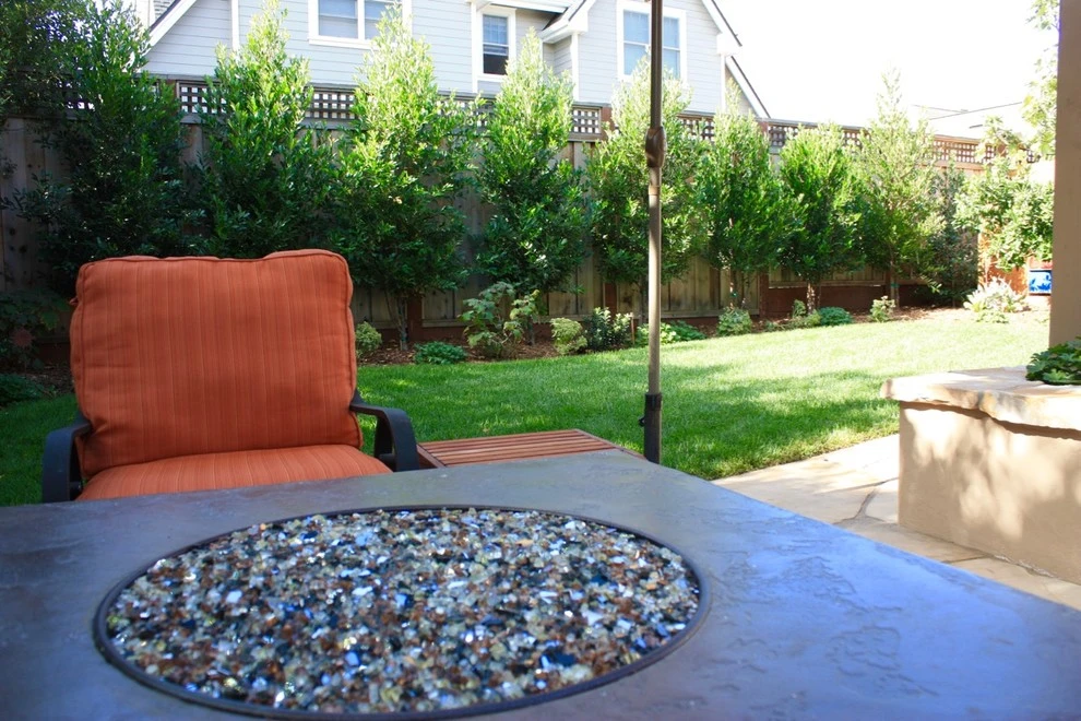 Outdoor Family Room by Rock Paper Clippers - Photo 9