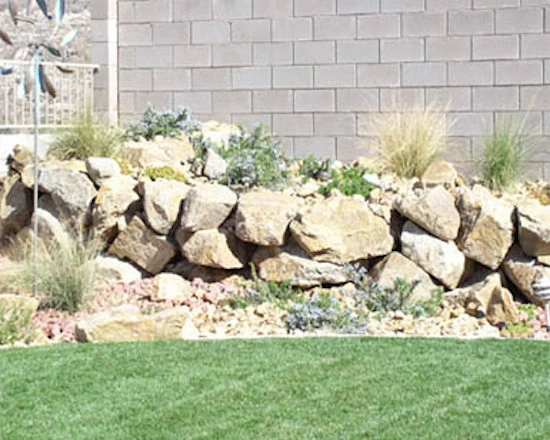 Flagstone & Retaining Walls by Del Mar Landscaping - Photo 3