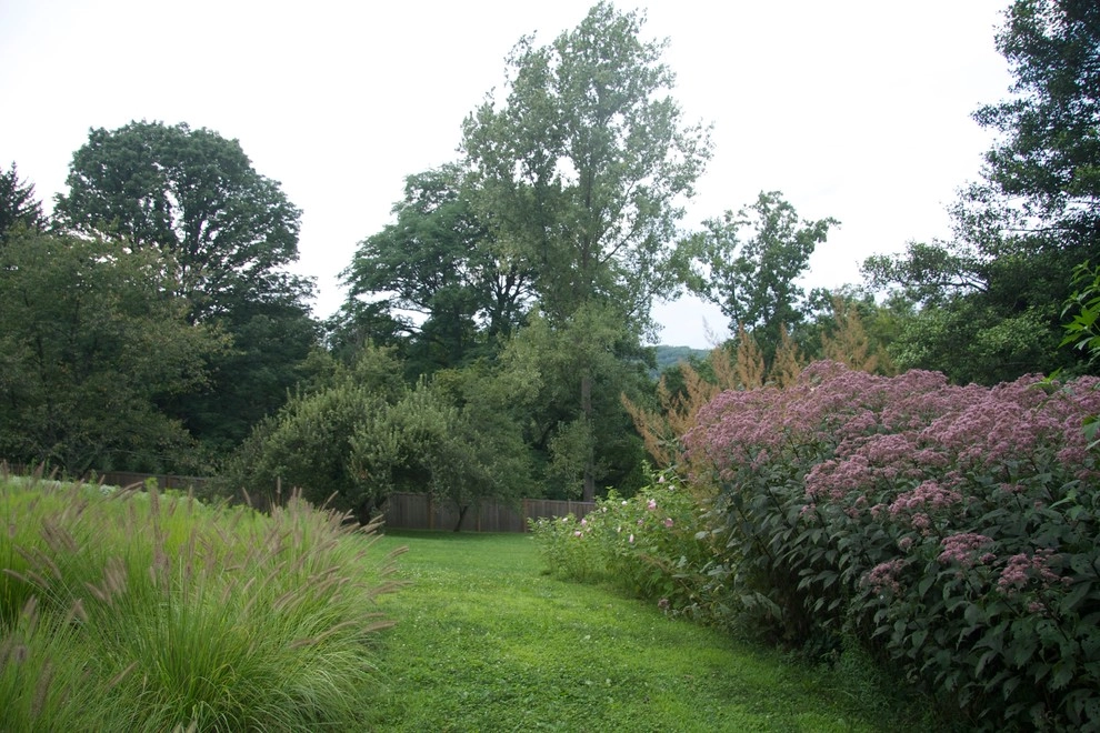 Teardrop Meadow, Birchrunville by Donald Pell - Gardens - Photo 7